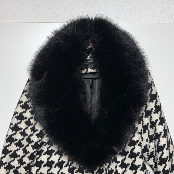Coalition LA Houndstooth Faux Fur Coat - Picture 4 of 17
